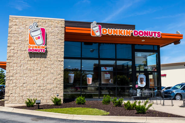 what time does dunkin donuts stop serving breakfast?